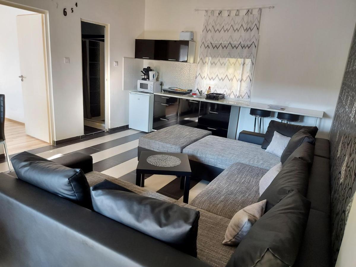 Corner Apartman 5 Siófok Exteriör bild