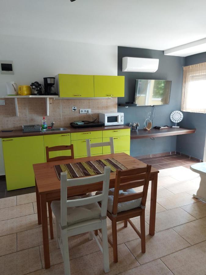 Corner Apartman 5 Siófok Exteriör bild